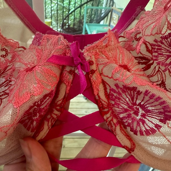 Embroidered Unlined Balconette Bra - Picture 4 of 6